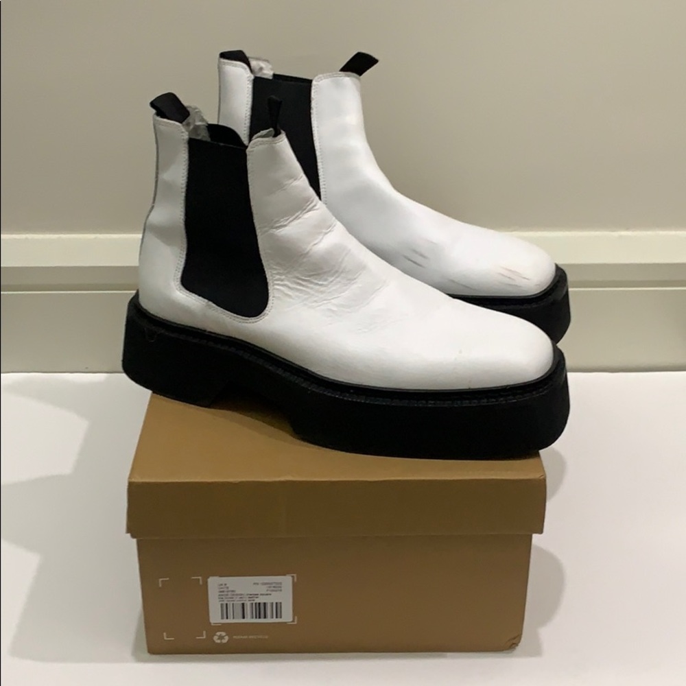 ASOS square toe platform Chelsea boot US Size 9
